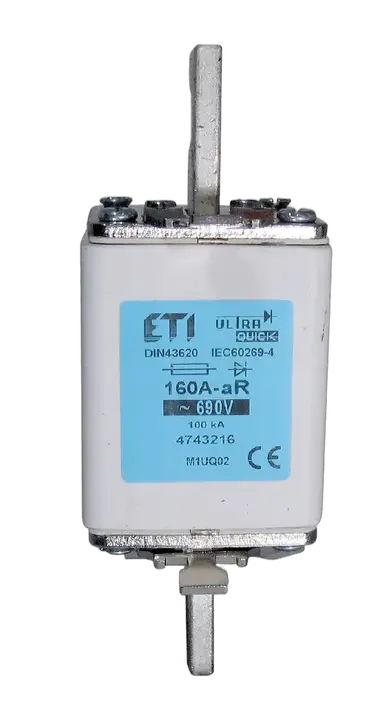 Image of NH3 UQ02 aR 450A/690V